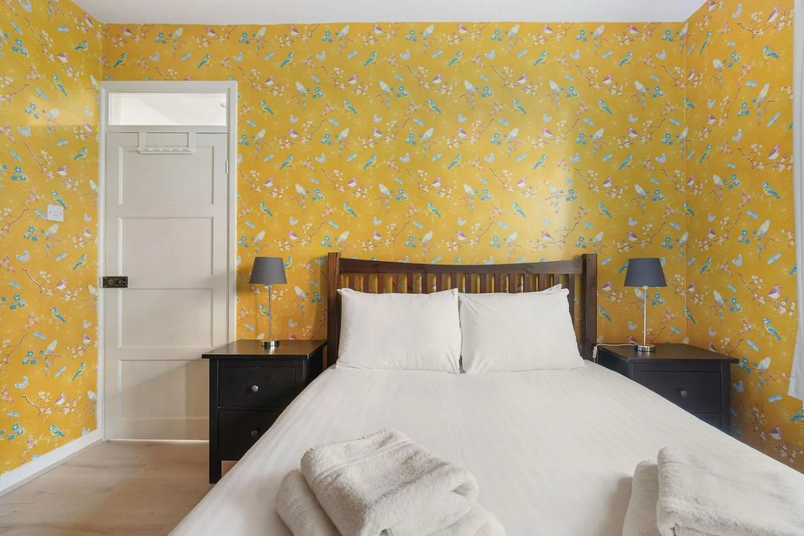 Guestready - Lovely Haven With A Private Garden 런던 0*,  영국