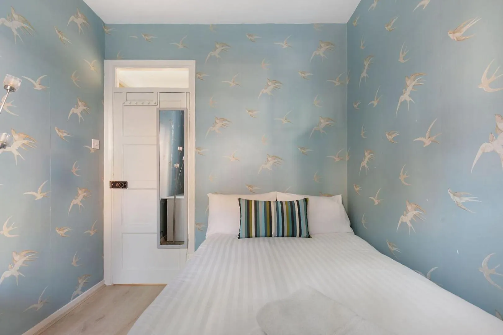 Apartment Guestready - Lovely Haven With A Private Garden London