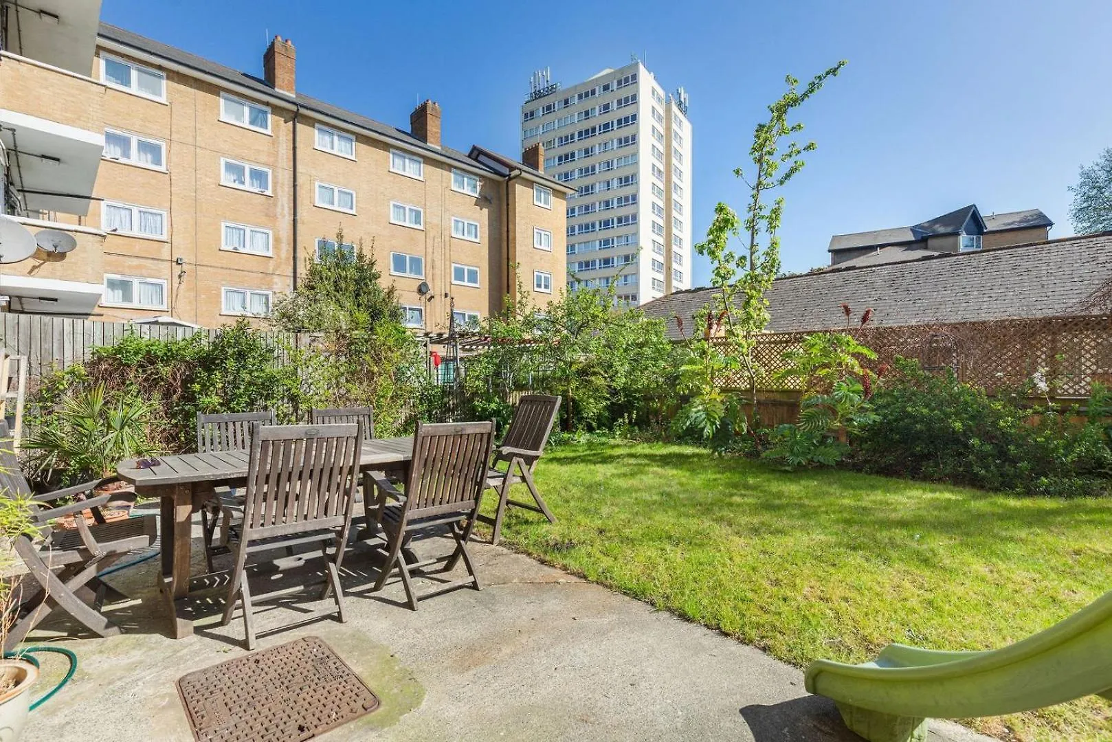 Guestready - Lovely Haven With A Private Garden London